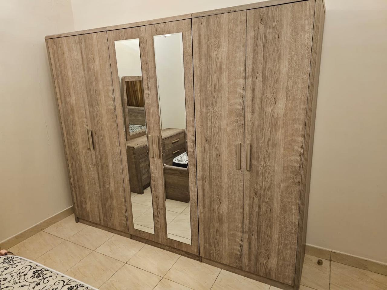 أفضل أنواع الخامات والمواد للأثاث المنزلي الجيد: غرف النوم كنموذج