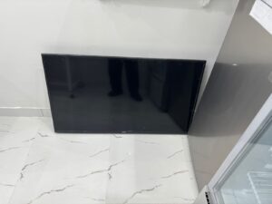 شاشات مستعملة بالرياض